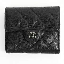 petit portefeuille chanel|chanel petite.